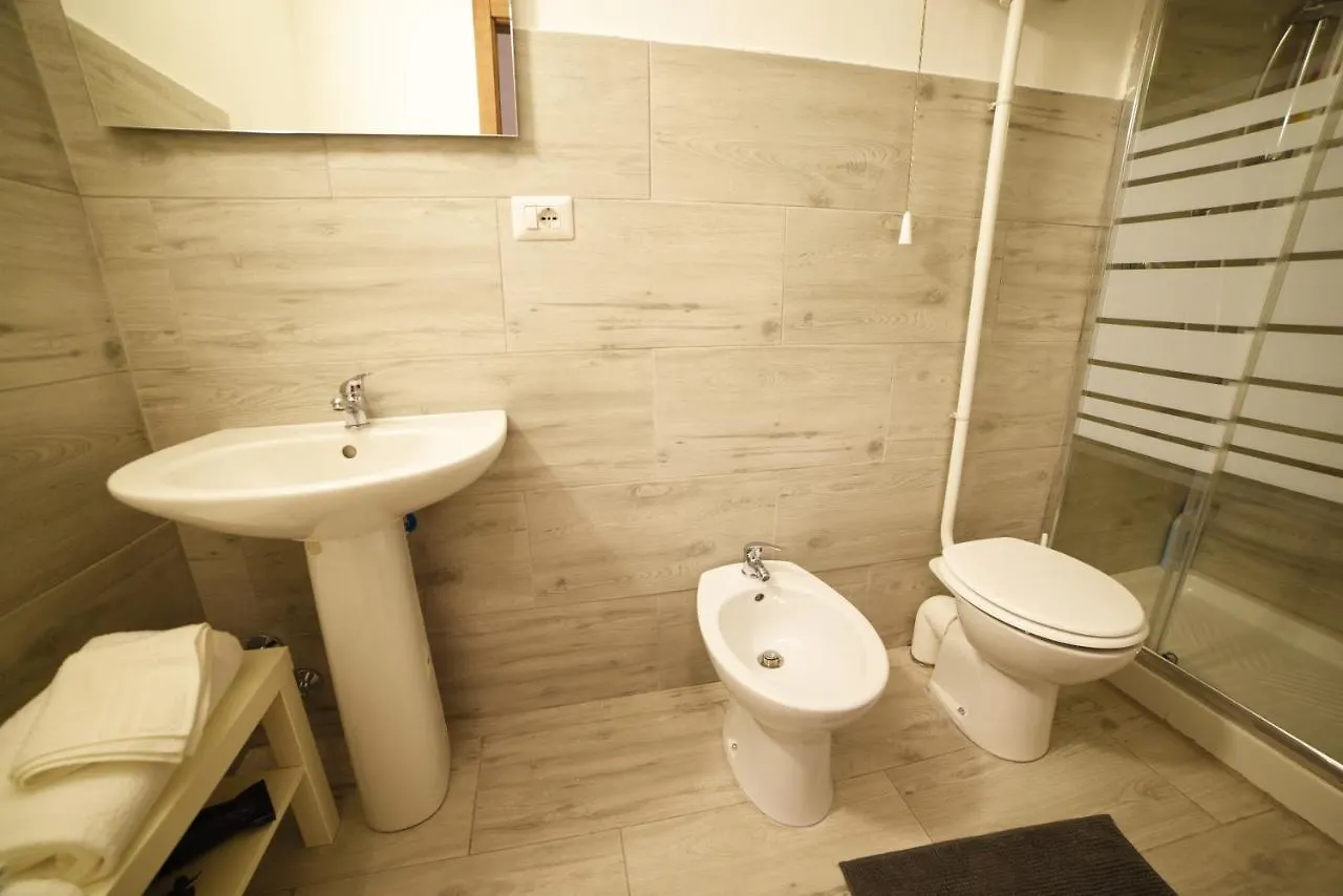 Tifeo Bed & Breakfast Catania 2*,